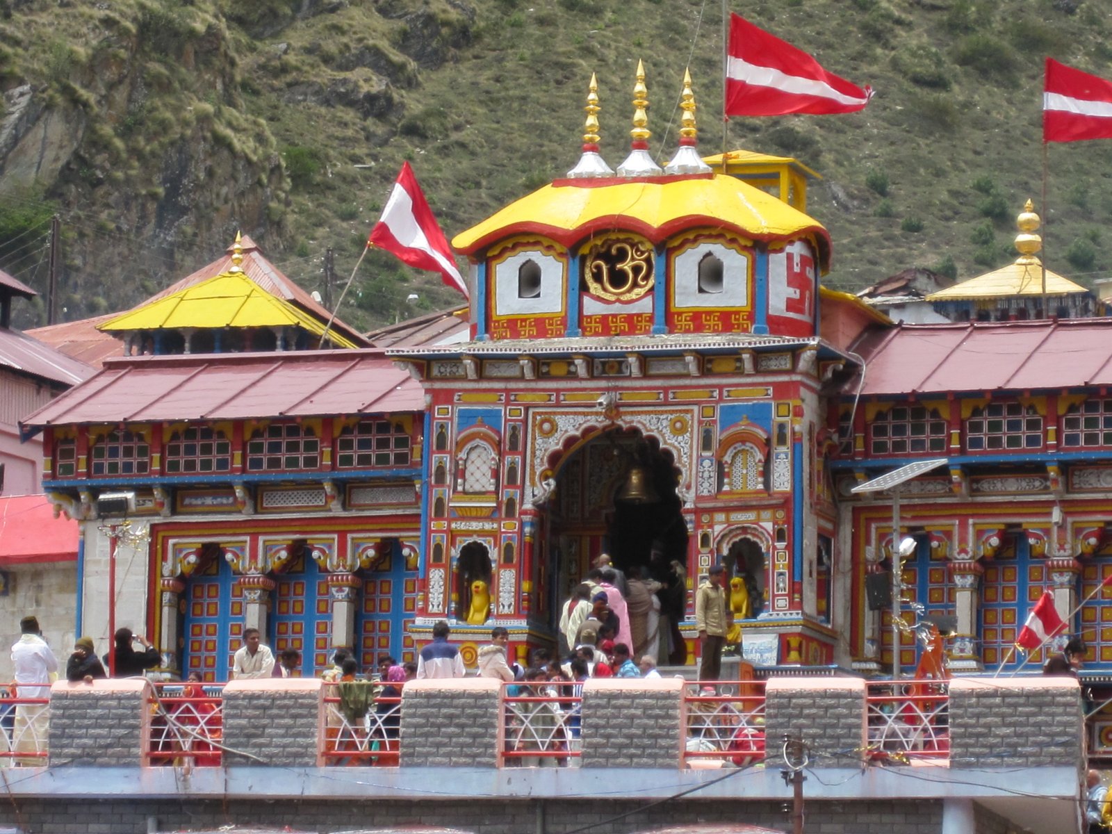badrinath -tatambari ashram
